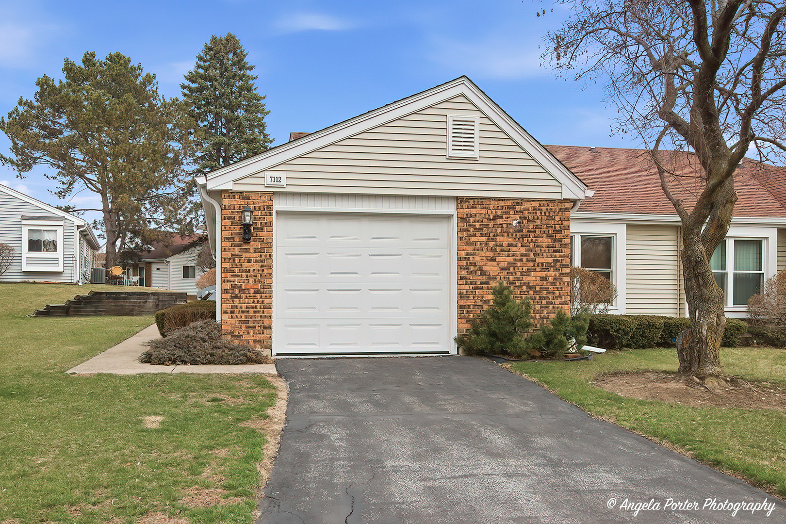 7112 Nassau Court, Fox Lake, IL
