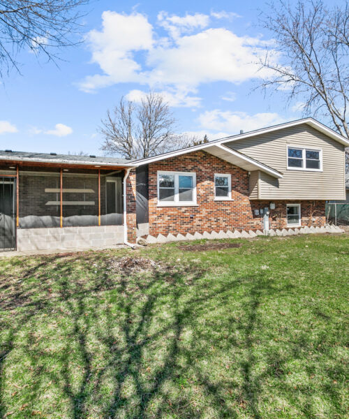 6151 Victoria Drive, Oak Forest, IL