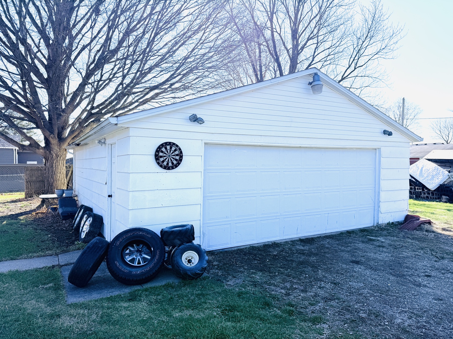 570 1st North Street, Wellington, IL