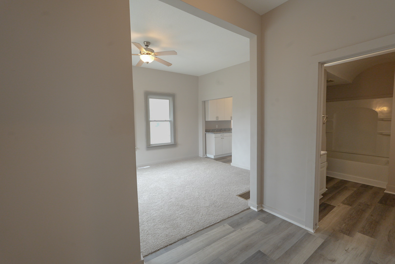 117 E Garfield Street, Davenport, IA