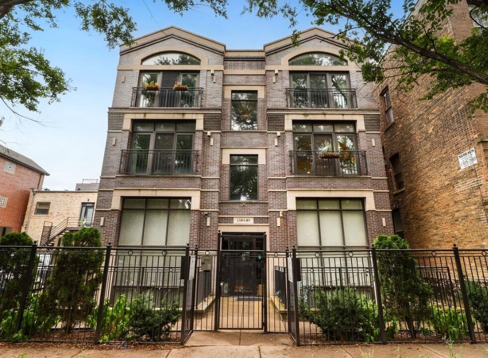1509 N Artesian Avenue #1N, Chicago, IL