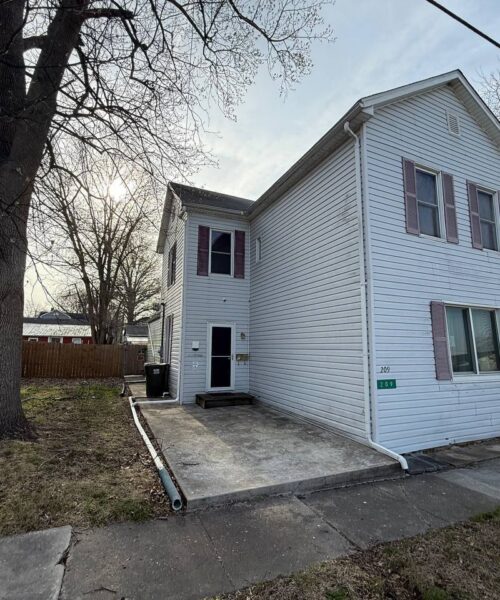 209 N Benton Street, New Athens, IL
