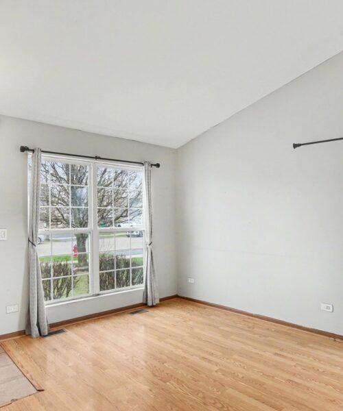 909 Mission Boulevard, Joliet, IL