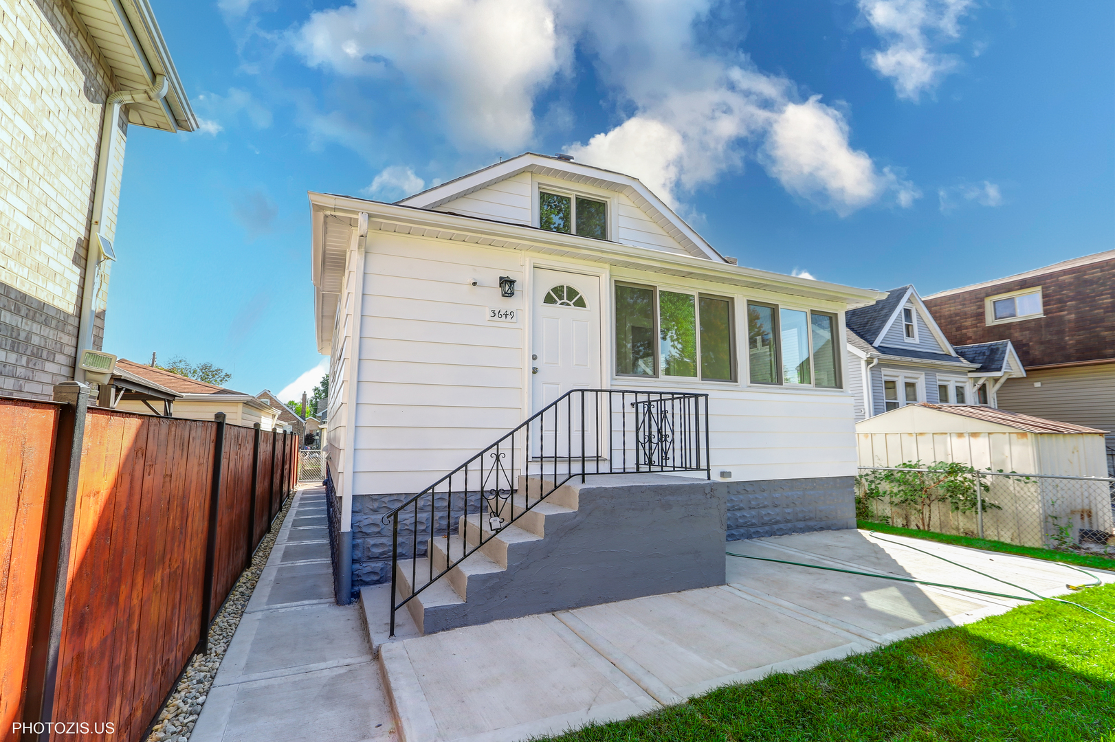 3649 N Overhill Avenue, Chicago, IL