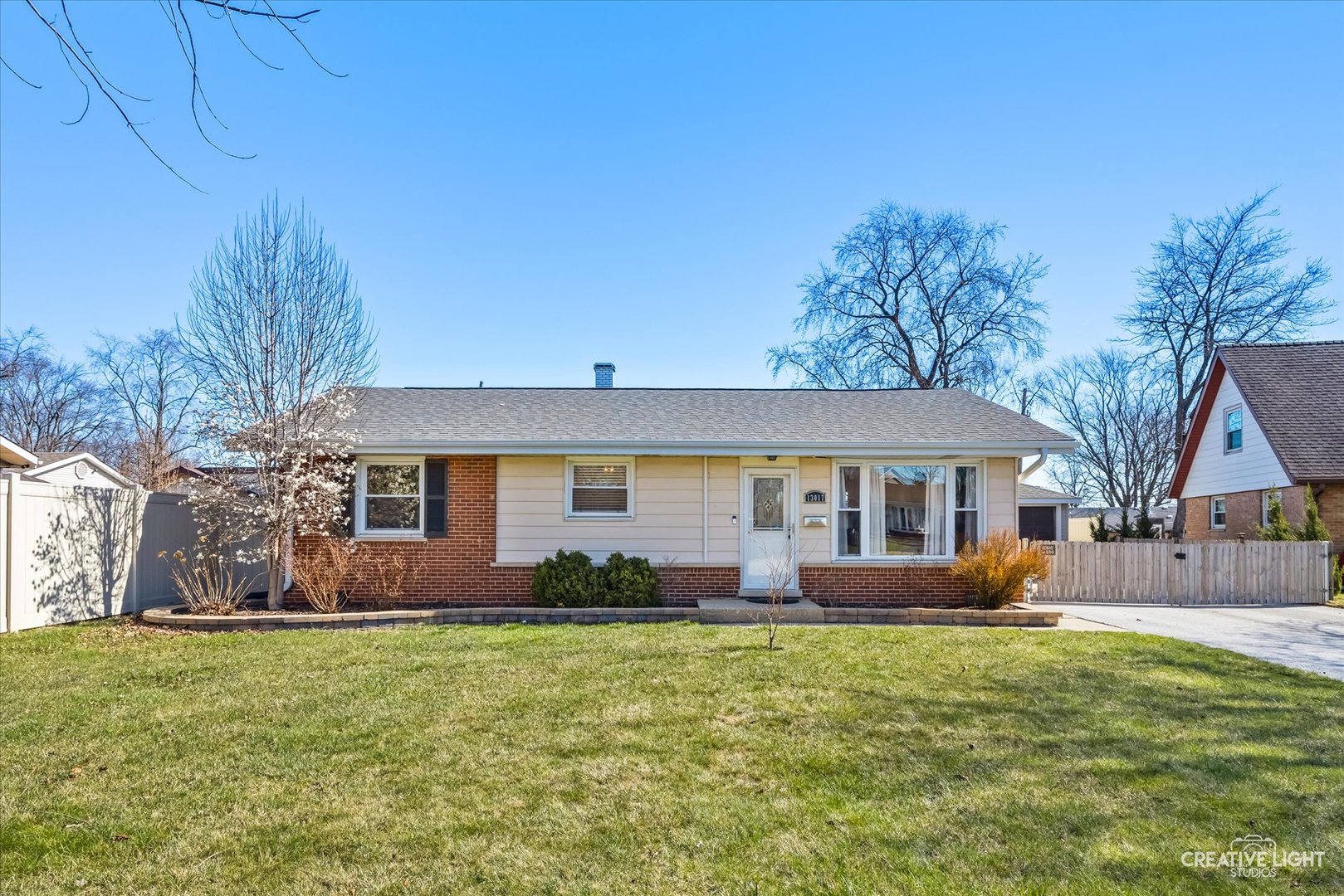 13017 Park Court, Crestwood, IL