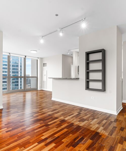 200 W GRAND Avenue #2103, Chicago, IL
