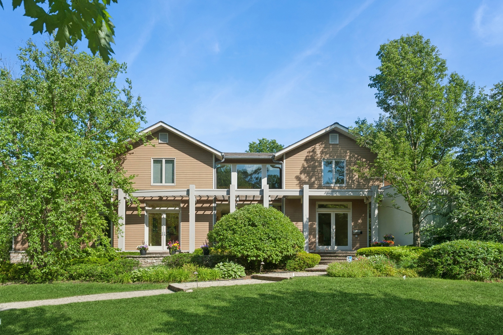 282 Linden Park Place, Highland Park, IL