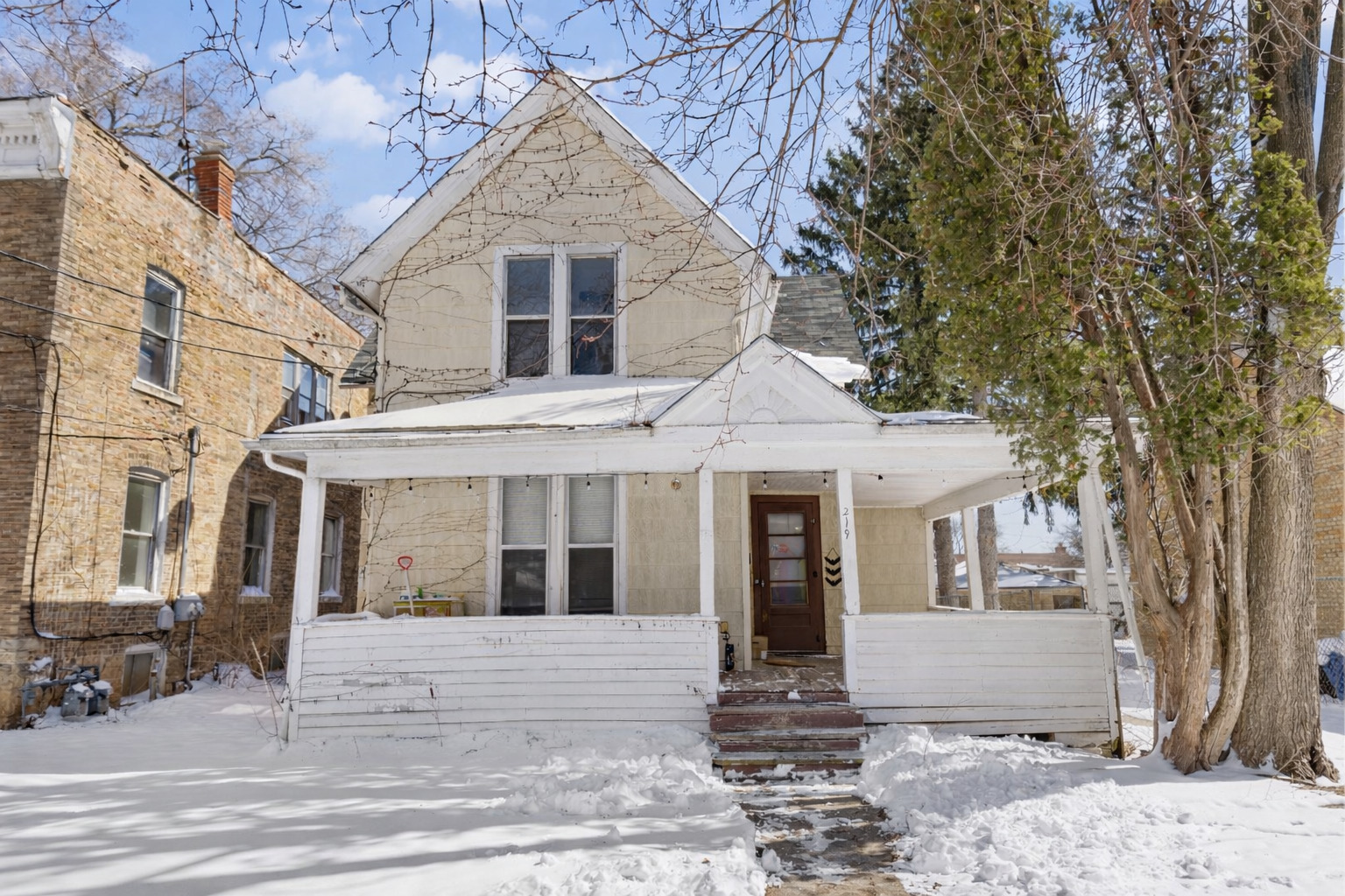 219 Rome Avenue, Rockford, IL