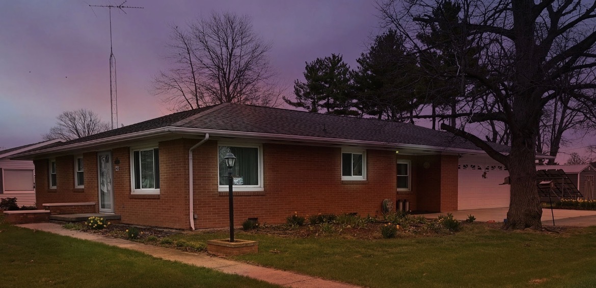 401 E Main Street, Royal, IL