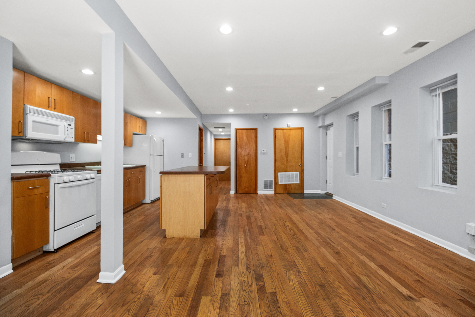 2118 N HOYNE Avenue #G, Chicago, IL