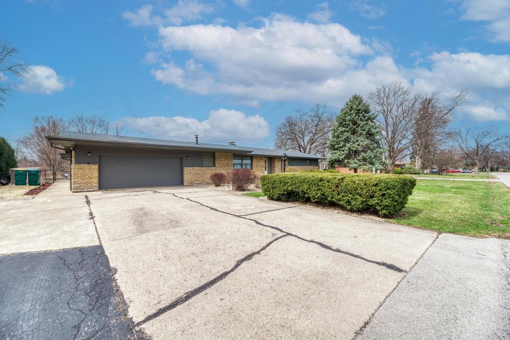 407 Farmington Avenue, Joliet, IL