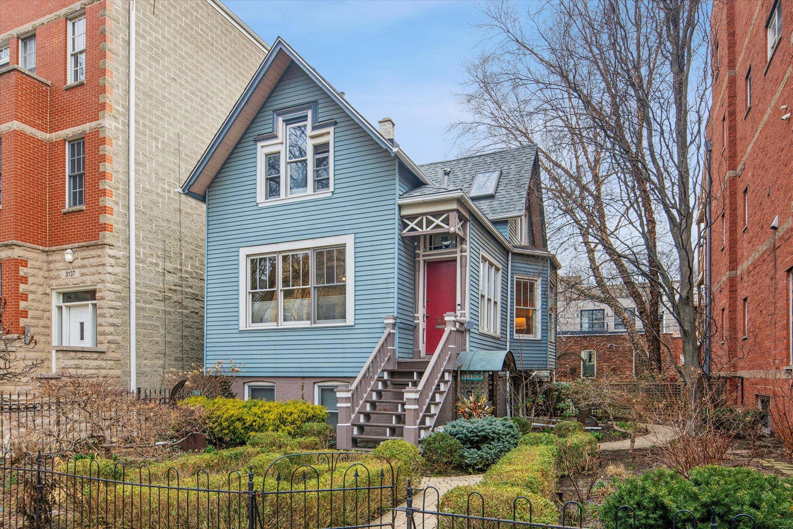 3135 N Seminary Street #1, Chicago, IL