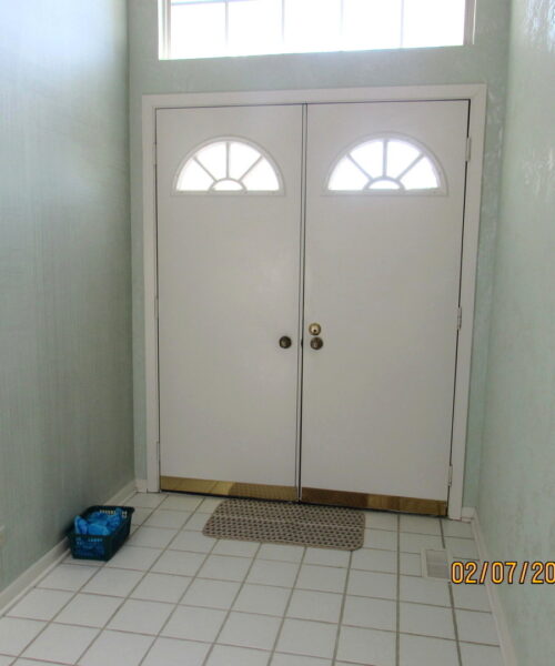 718 Sturnbridge Lane, Schaumburg, IL