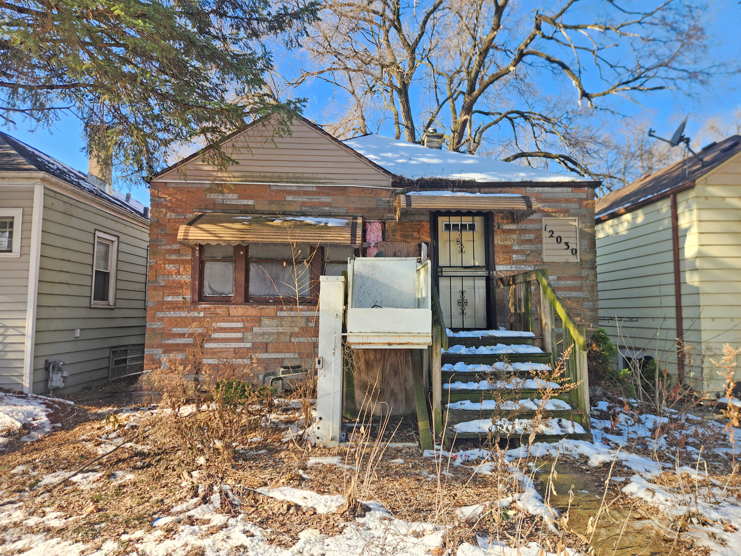 12030 S Wentworth Avenue, Chicago, IL