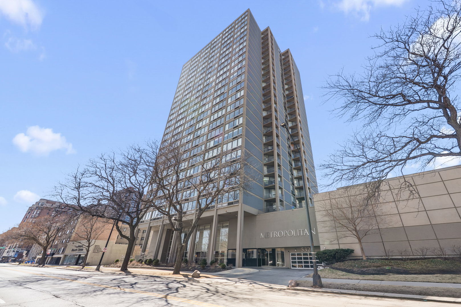5320 N Sheridan Road #2201, Chicago, IL