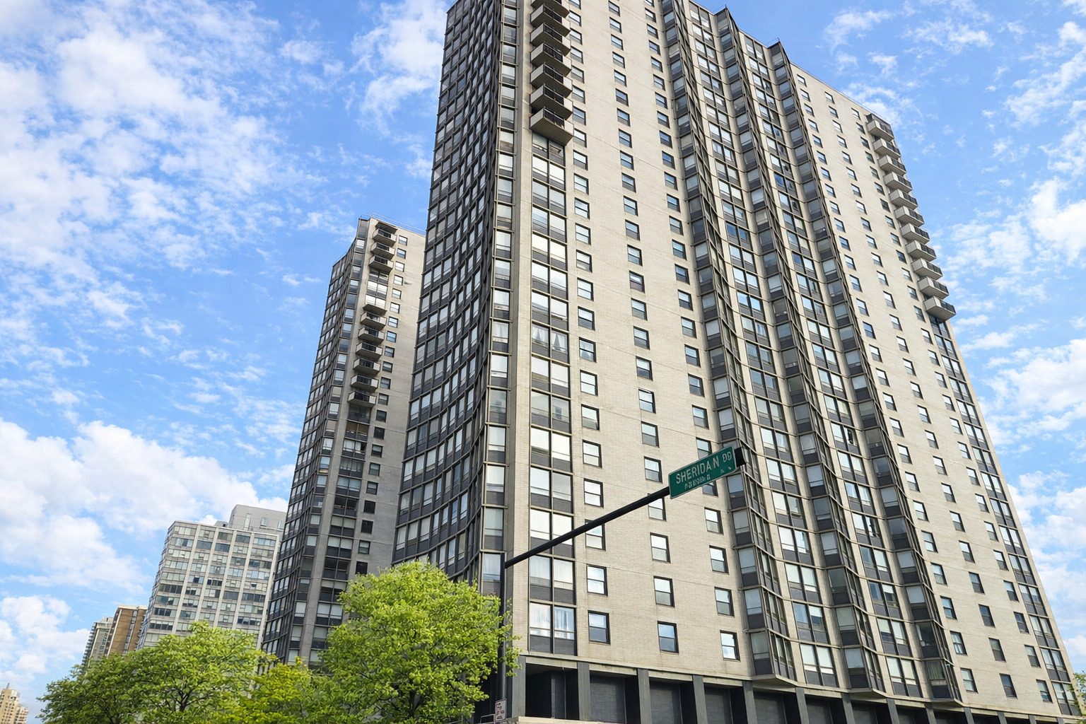5701 N SHERIDAN Road #30T, Chicago, IL