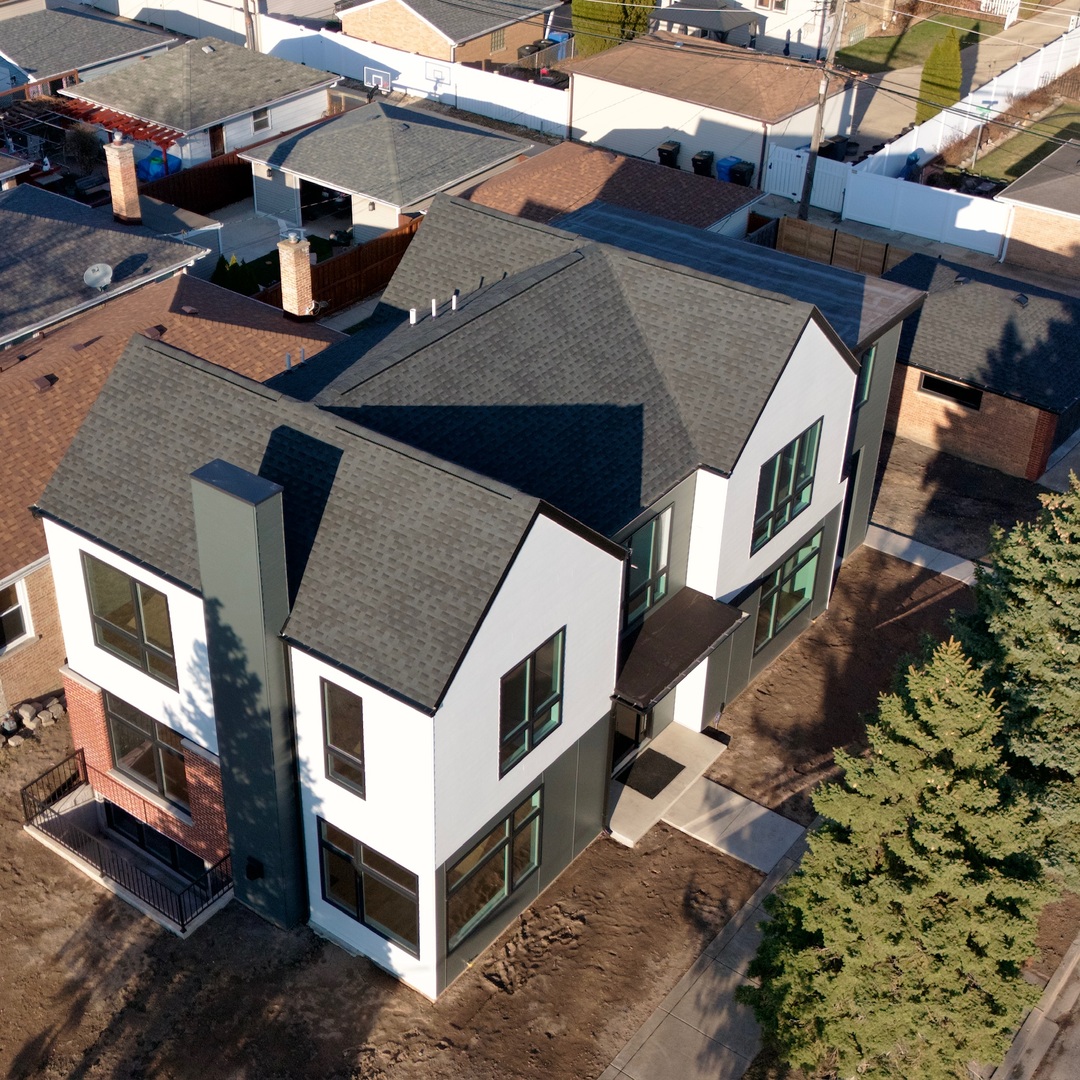 7301 N Oriole Avenue, Chicago, IL