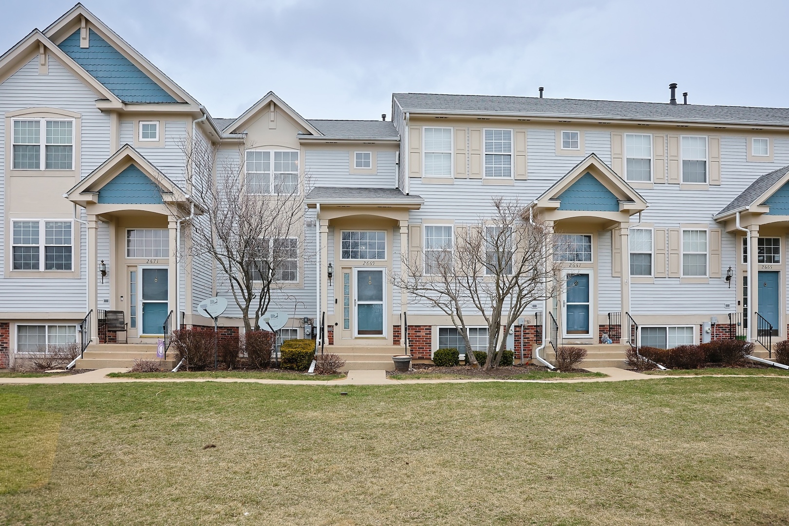 2669 N Augusta Drive, Wadsworth, IL