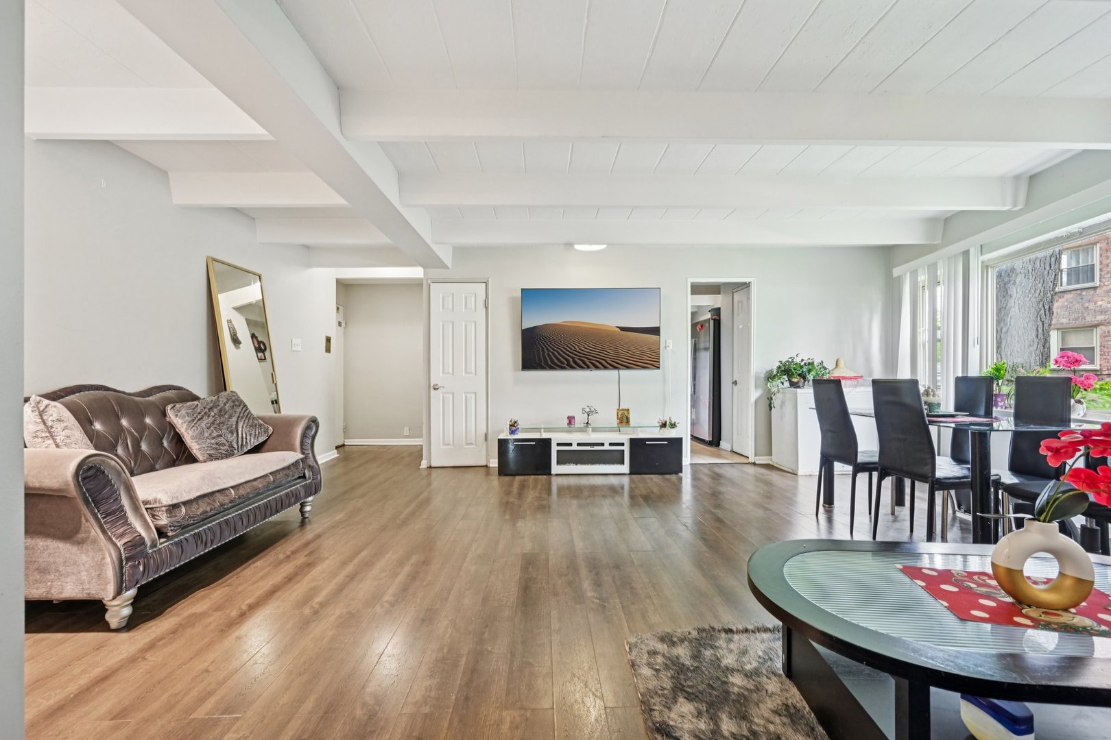 2142 W Rosemont Avenue #1A, Chicago, IL