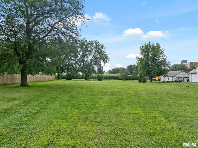 549 E Park Street, Geneseo, IL