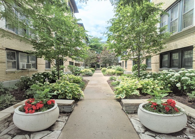 4312 N CLARENDON Avenue #1200, Chicago, IL