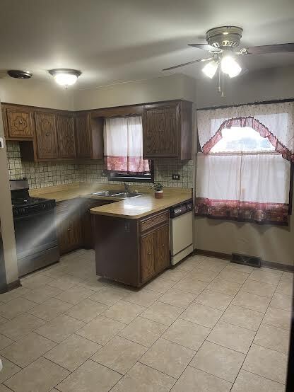 7843 NATCHEZ Avenue, Burbank, IL