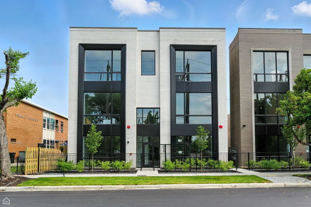 1606 W Hastings Street #301, Chicago, IL