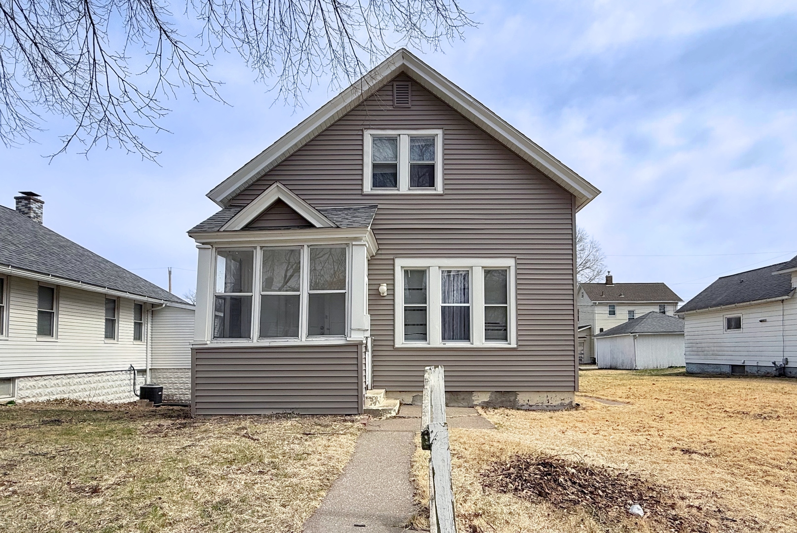 1125 37th Street, Rock Island, IL