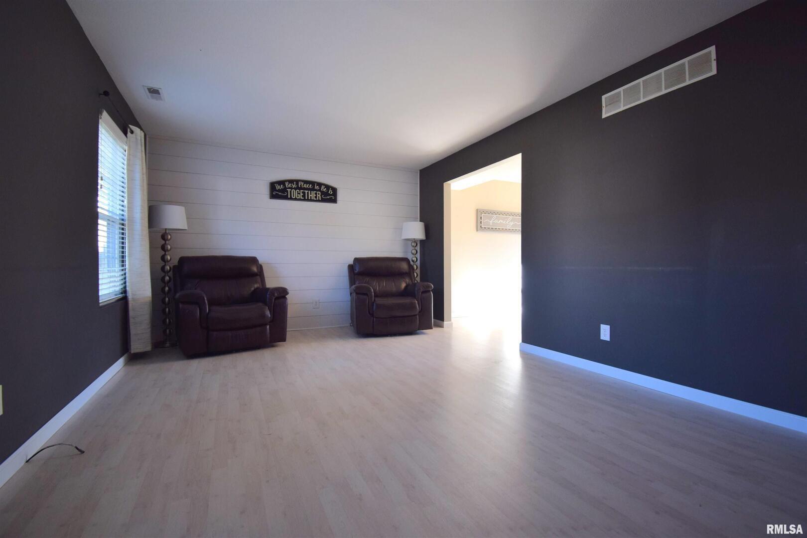 4419 Woodglen Lane, Mt Vernon, IL