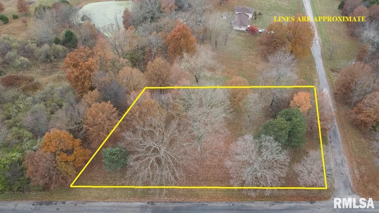 E CEDAR HILLS Road, Mt Vernon, IL