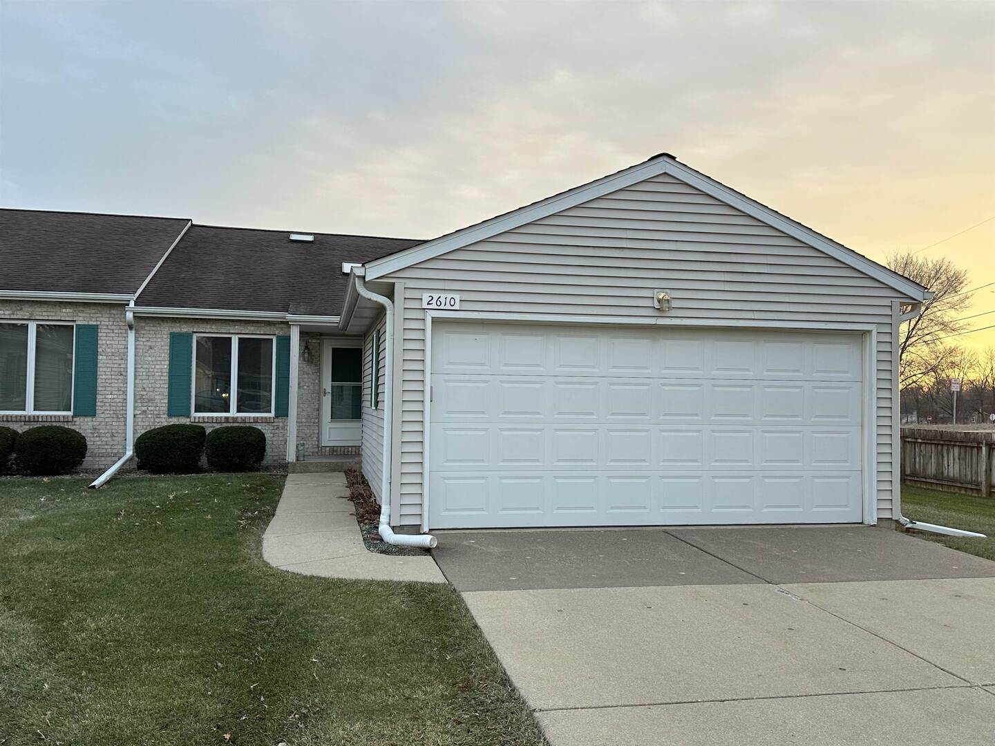 2610 38th Street #1, Moline, IL