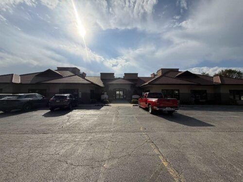 615 Valley View Drive #203, Moline, IL