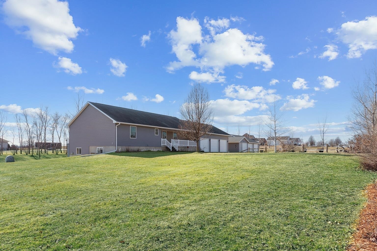2849 262nd Street, Dewitt, IA