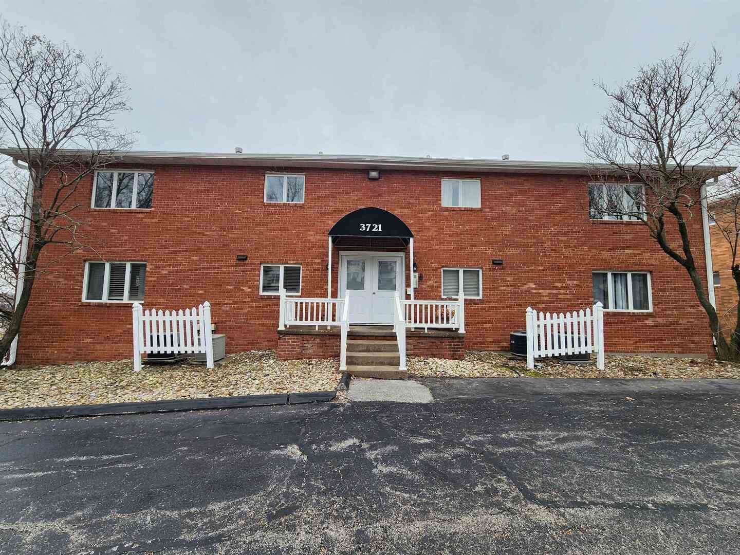 3721 35th Street #1, Moline, IL