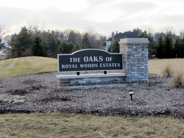 3408 Royal Woods Drive, Crystal Lake, IL
