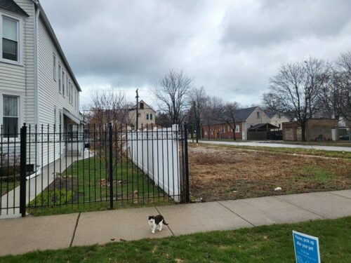 8459 S Manistee Avenue, Chicago, IL