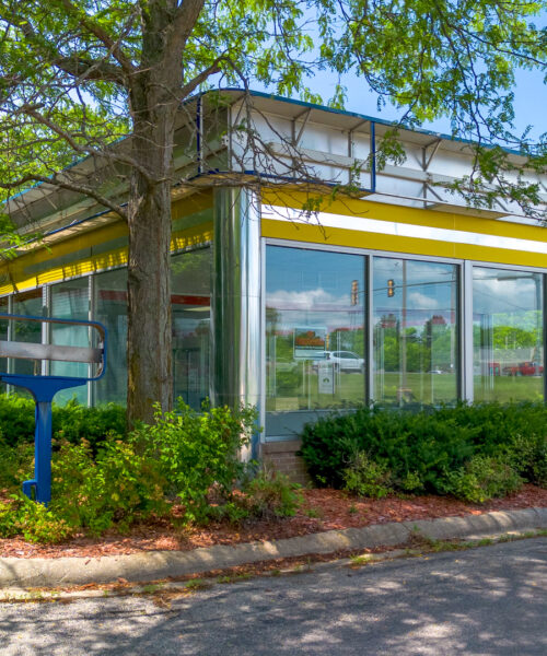 1301 N Galena Avenue, Dixon, IL