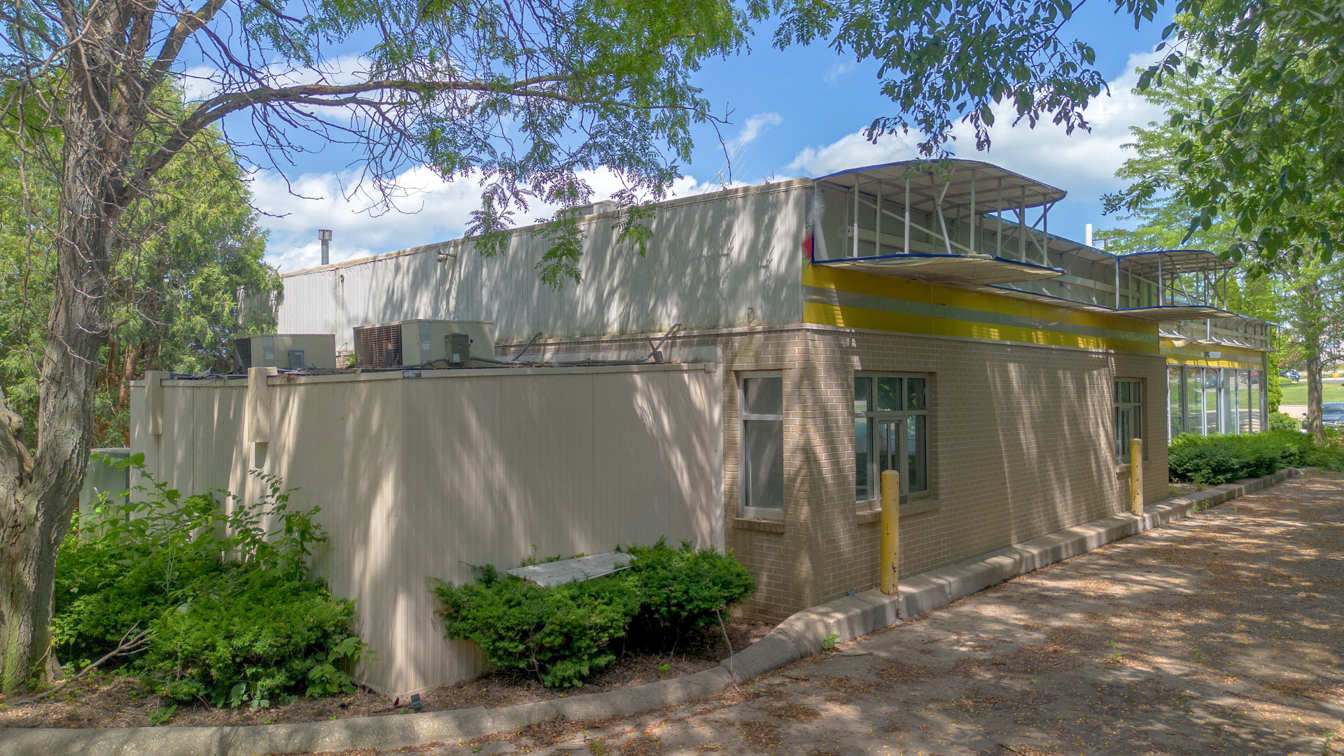 1301 N Galena Avenue, Dixon, IL