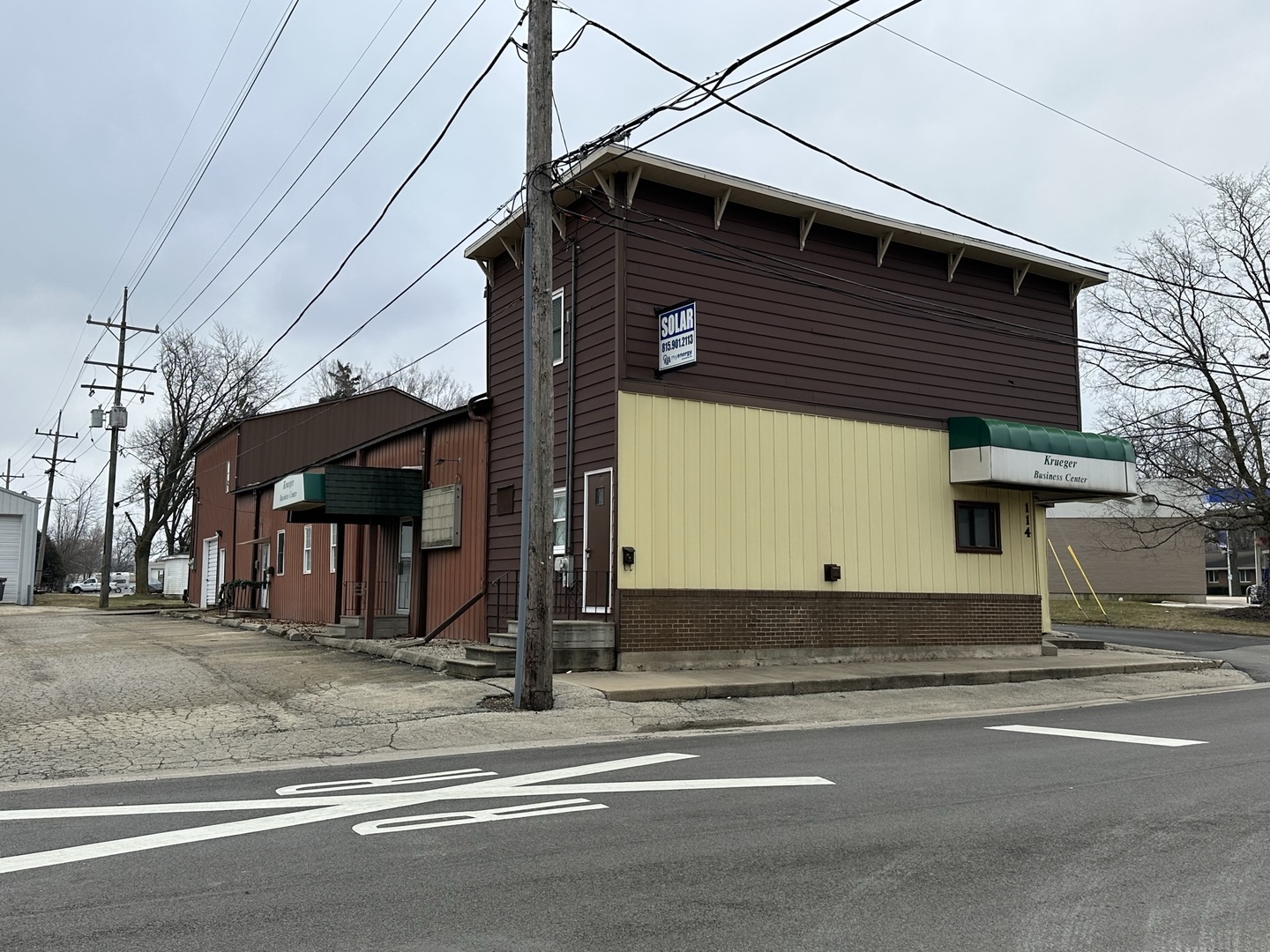 114 N Washington Street, Genoa, IL