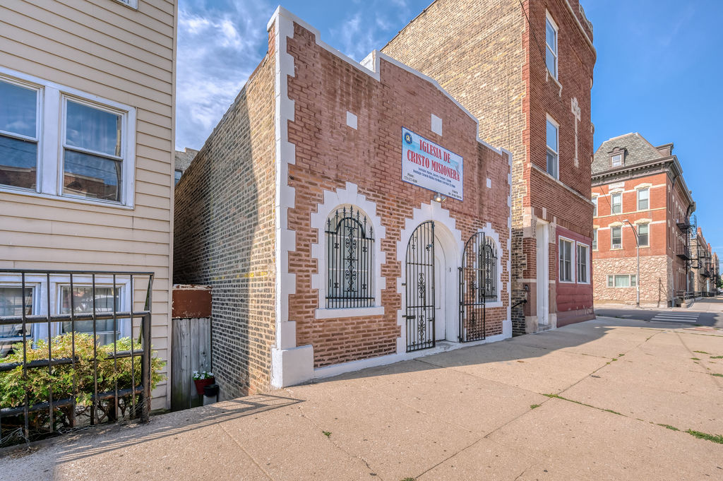 1457 W Blackhawk Street, Chicago, IL