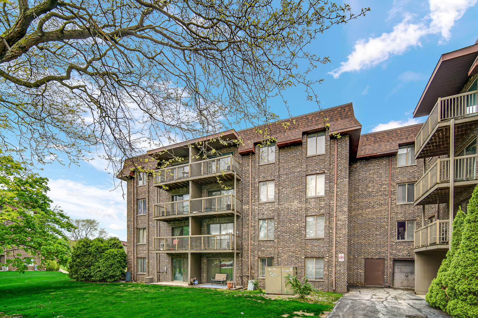 820 Elder Road #C115, Homewood, IL