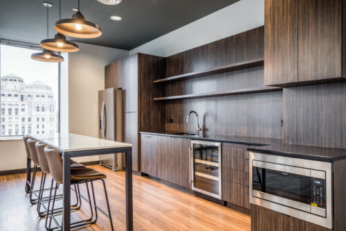 211 W Wacker Drive #600, Chicago, IL