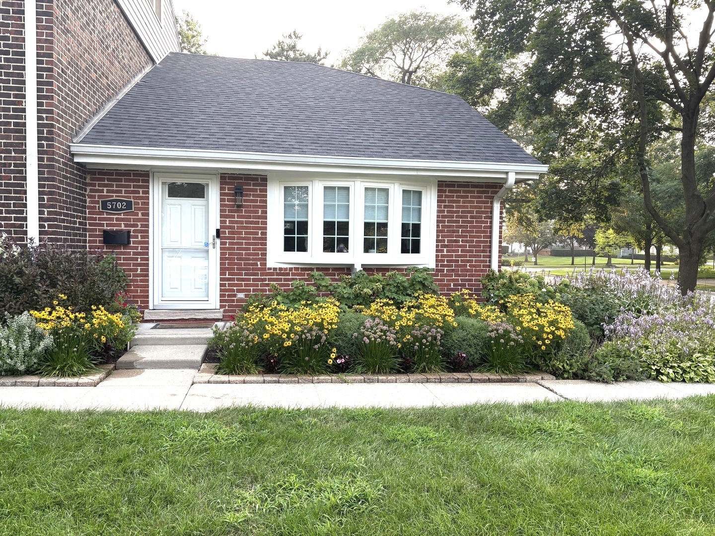 5702 S Park Avenue, Hinsdale, IL