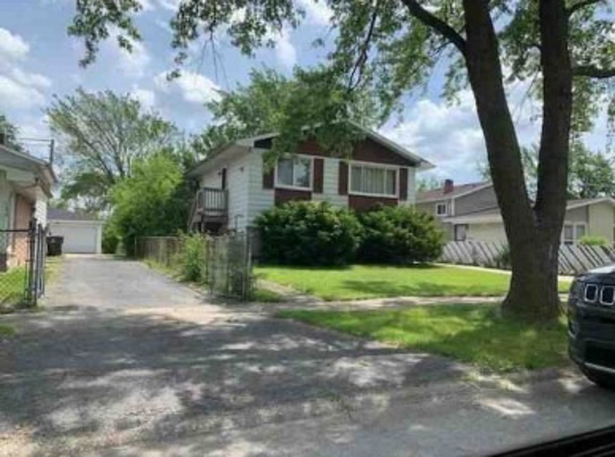 16423 Marshfield Avenue, Markham, IL