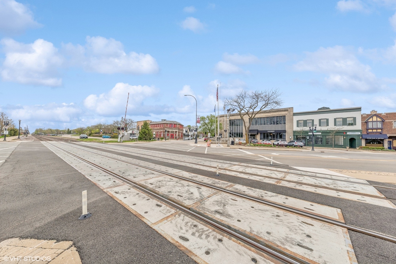 102 N Cook Street, Barrington, IL