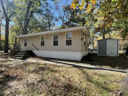 17-175 Woodhaven Lakes, Sublette, IL