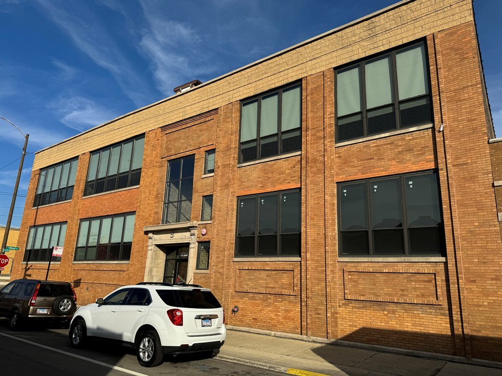 1750 W Fulton Street, Chicago, IL