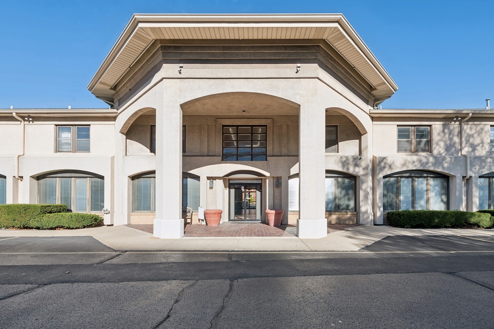 1600 W Dempster Street, Park Ridge, IL