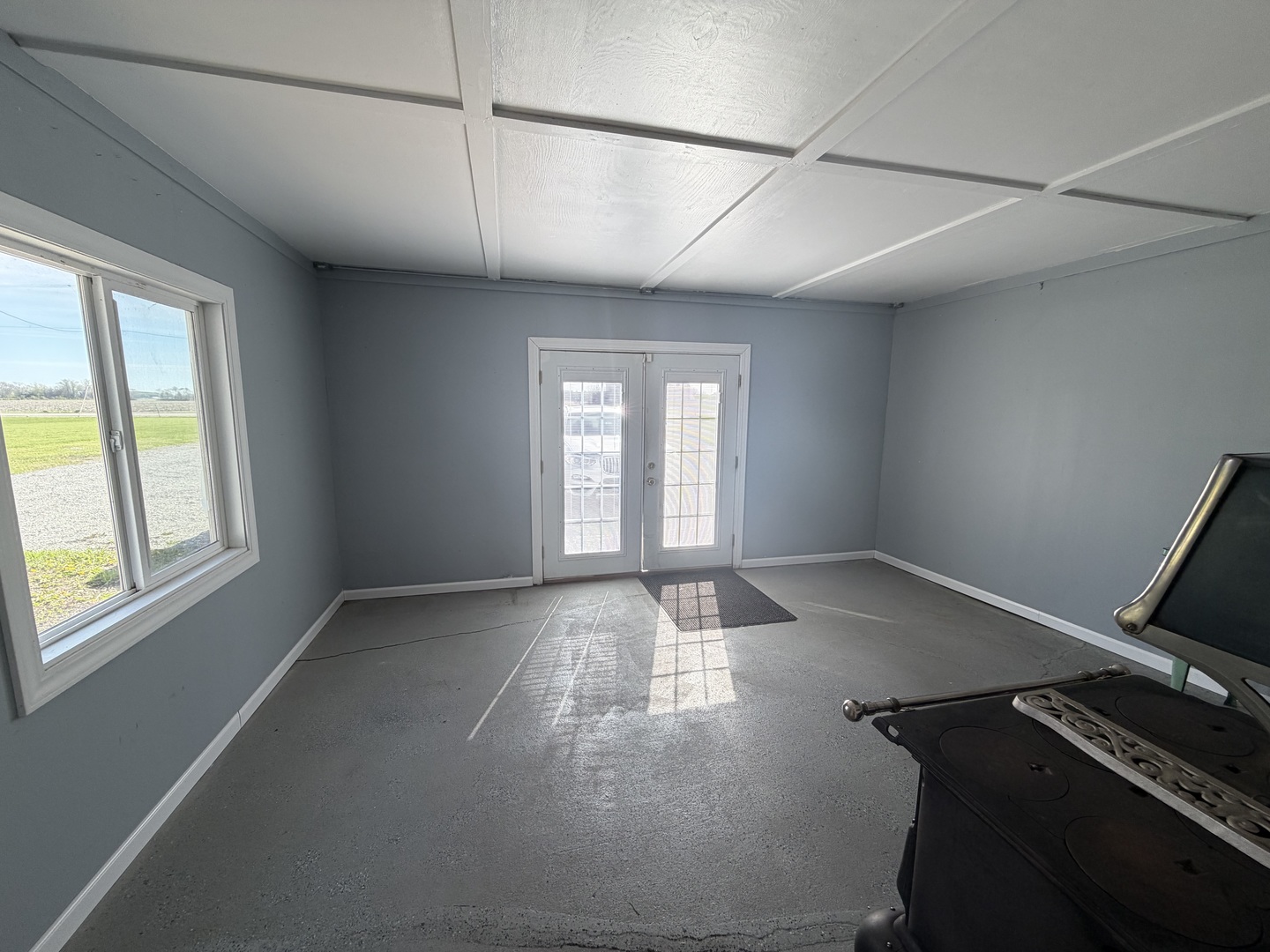 9843 Hoover Road, Rock Falls, IL