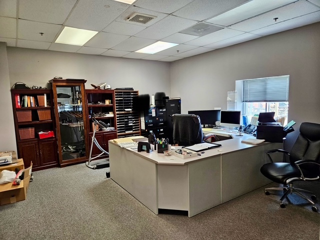 2224 W College Avenue, Normal, IL